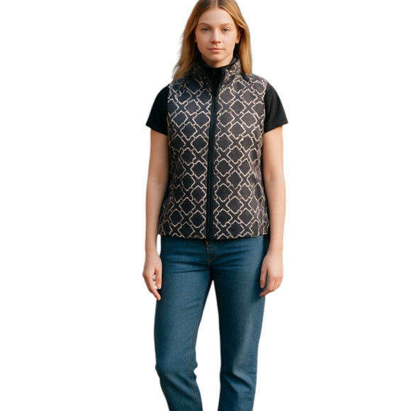 Lands End Down Quatrefoil Puffer Zip Up Vest Black White Gorpcore Sz Sm 6-8 EUC - Picture 6 of 10